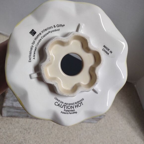 Home Interior Ceramic Candle Shade Bunnies 3-D. C4 - Picture 4 of 4